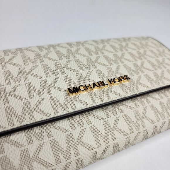 NWT Michael Kors TriFold Wallet Jet Set Travel Vanilla Brown NEW - Picture 3 of 13